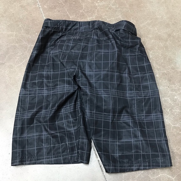 Specialized Mens MTB Cycling Shorts with Lining. Never used. - Picture 4 of 7